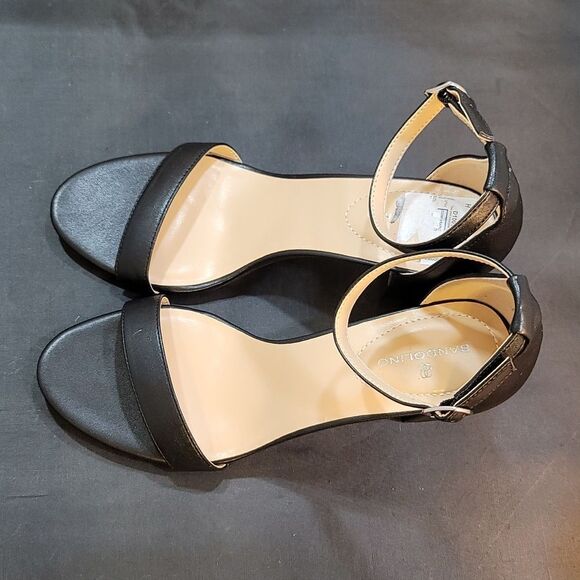BRAND NEW BANDOLINO ANKLE STRAP LEATHER BLOCK HEEL SANDALS - Picture 7 of 16